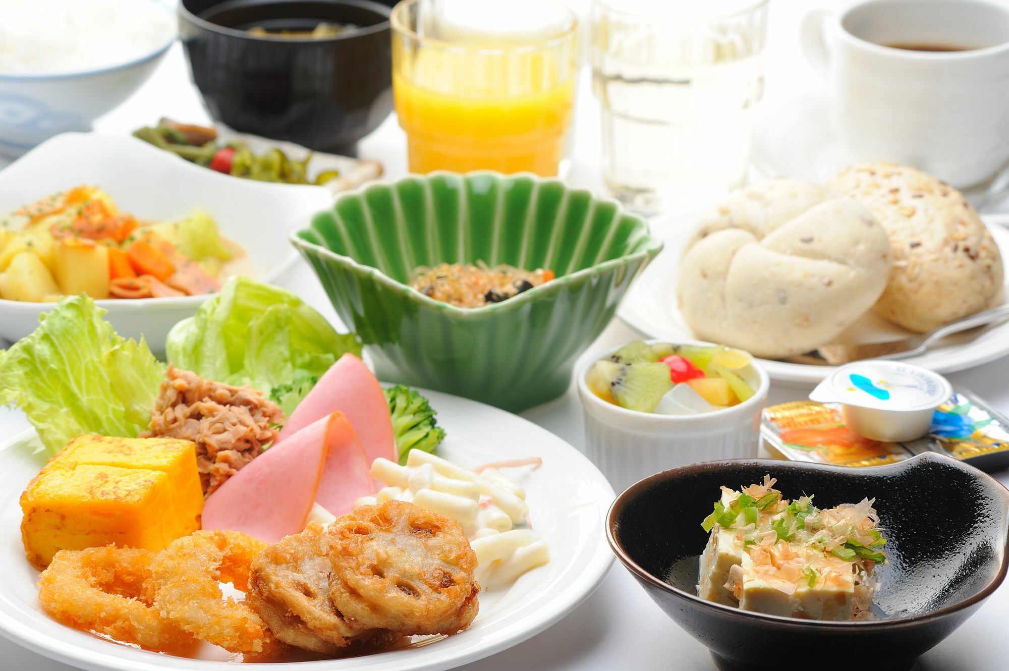 长冈鲁特酒店 外观 照片