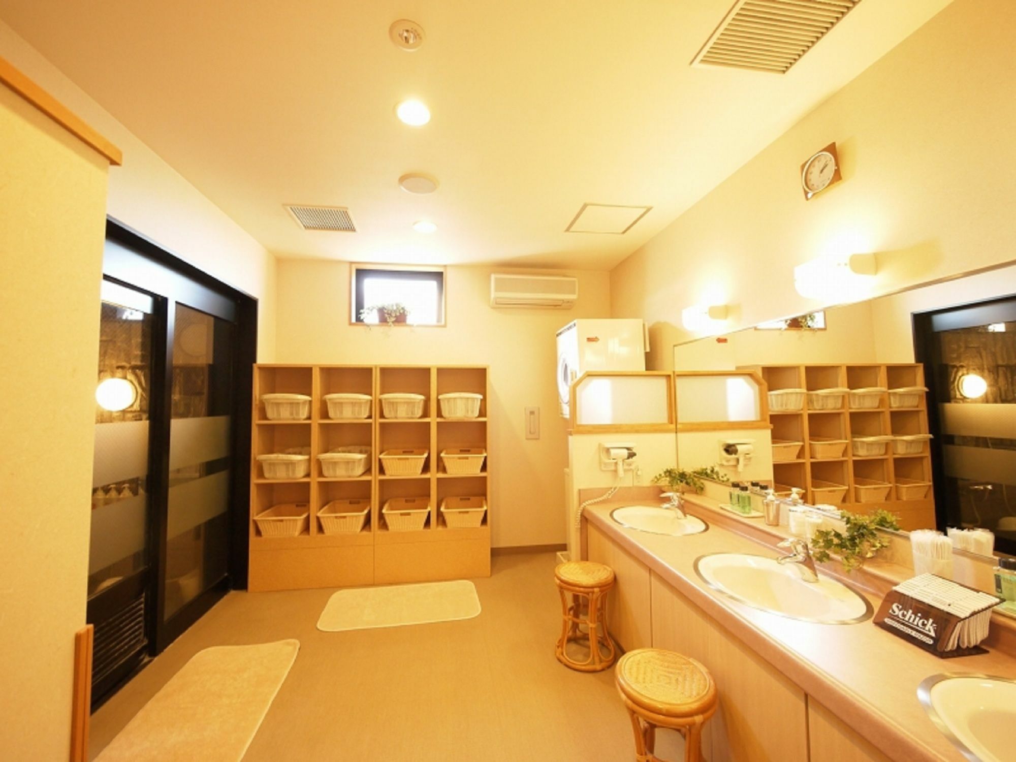 长冈鲁特酒店 外观 照片